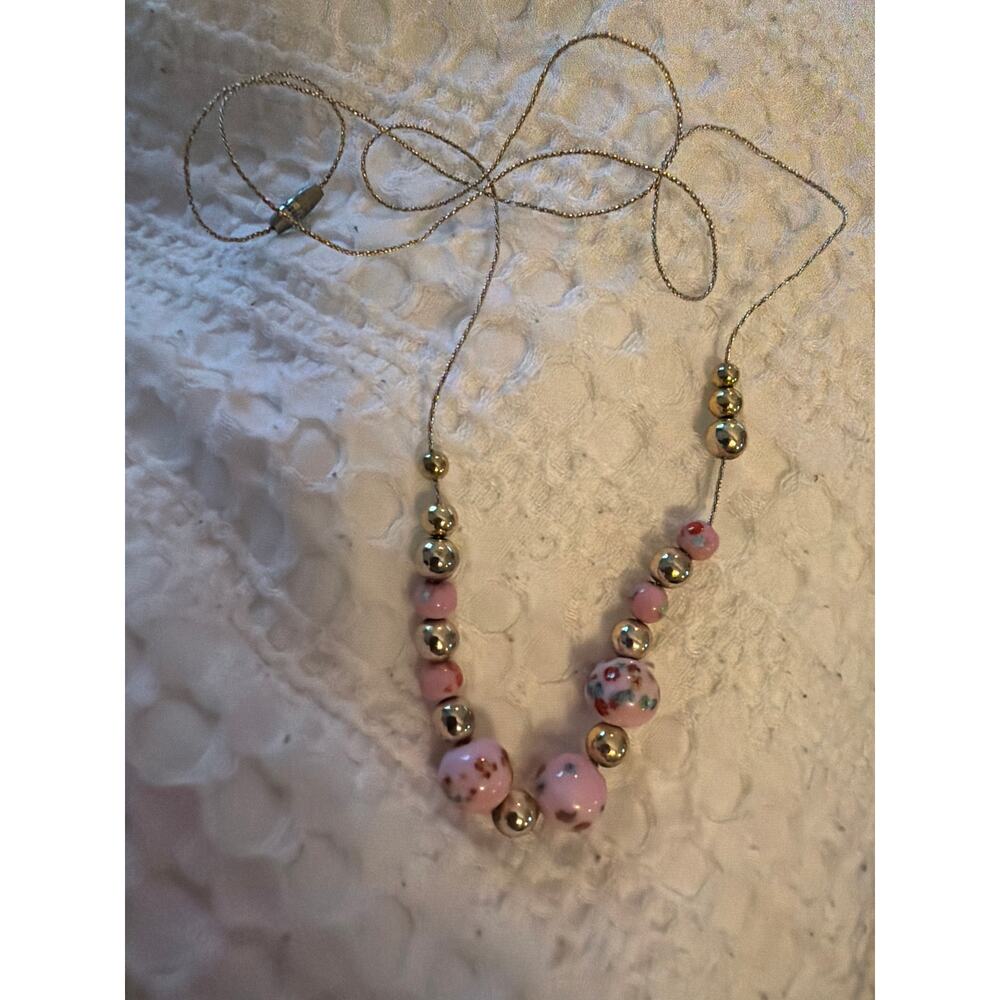 Vintage Pink Floral Art Glass Bead Necklace Silver Tone Magnetic Clasp 18" - Picture 3 of 11